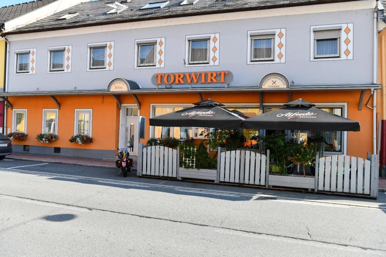 Hotel Gasthof Torwirt Lavamünd Exterior foto
